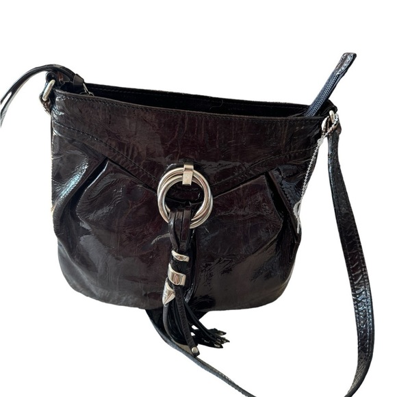 Francesco Biasia black patent leather crossbody bag with silver charm on front - Picture 6 of 9